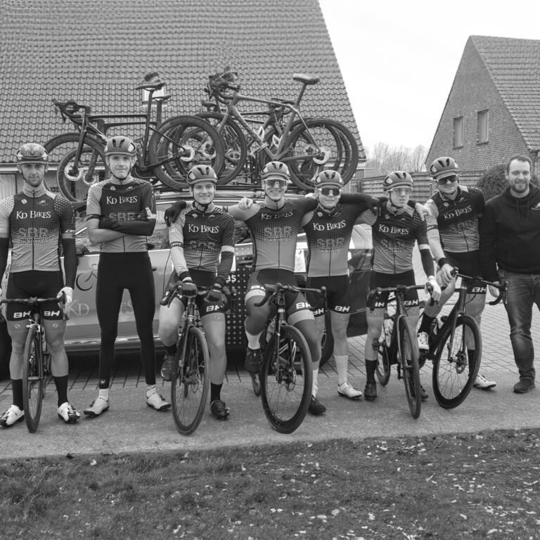 Diensten Massagetherapie Sport & Ontspanning. Sportmassage Wielrennen KD Bikes Cycling Team