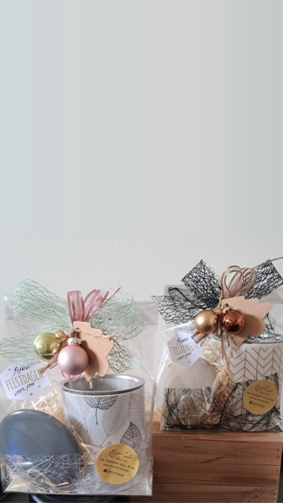 Theekop met theehouder